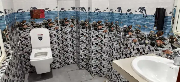 Washroom rn. 112A - HOTEL SIDDHANT