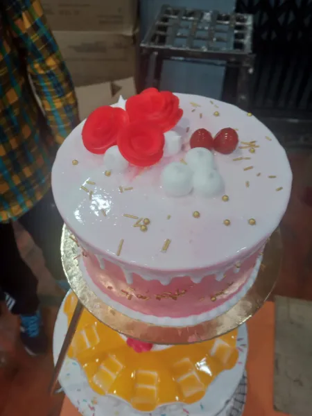 CAKE 20 - पुजा स्वीट्स एण्ड रेस्टोरेंट