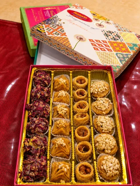 Baklava and kaju mix - RANGOLI SWEETS
