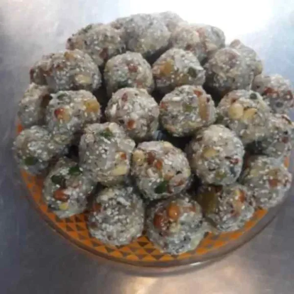  - SHREE GANPATI SWEETS & BAKERS