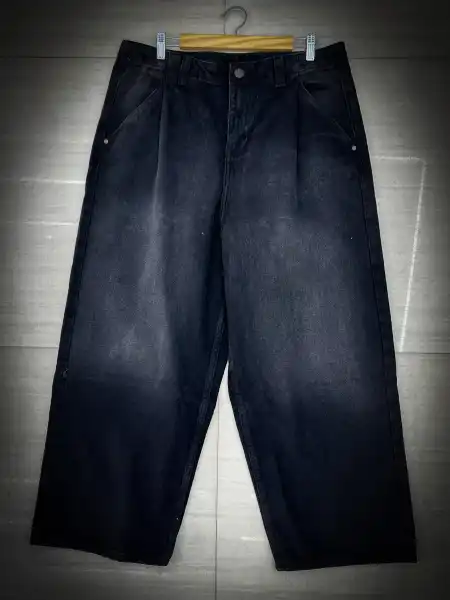 Black wahsed jeans - SOAR COLLECTION