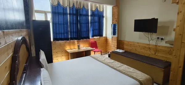 ROOM NO.24 - HOTEL MALL PALACE
