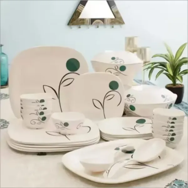 Dinner set - नवीन स्टील ब्रास एंड कॉपर वेयर हाउस