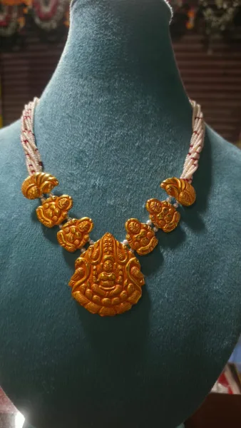  - WADDA HEM JEWELLERS