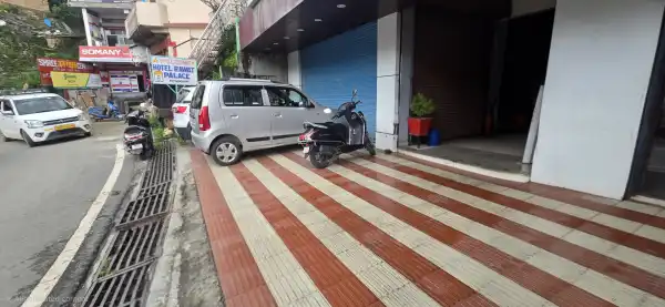 Car Parking Space - HOTEL RAWAT PALACE