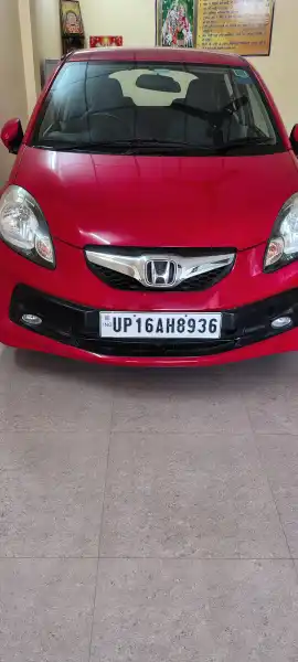 Brio - श्री राधा माधव कार बाजार
