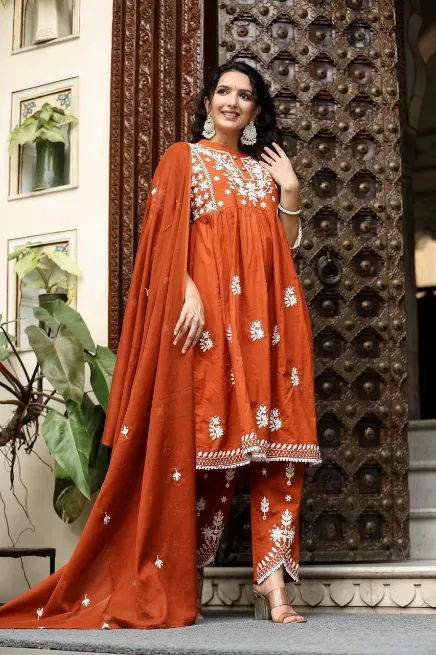  - LOVELY CLOTH STORE