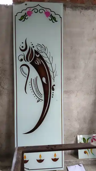 Colour etching in glass - MAA DURGA GLASSES