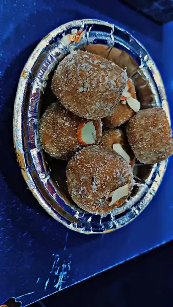  - ललित स्वीट्स एण्ड बेकर्स