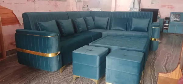  - यूनीक फर्नीचर