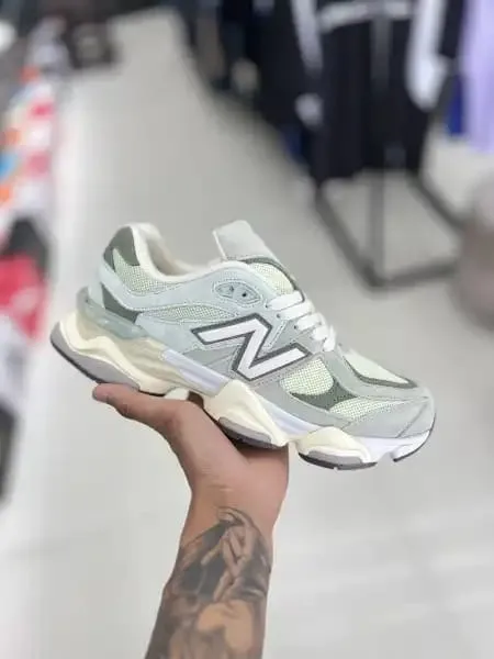  - U.K. FASHION