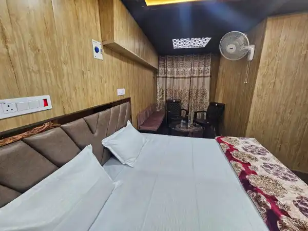  - HOTEL NANAK