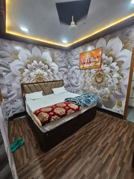  - HOTEL NANAK
