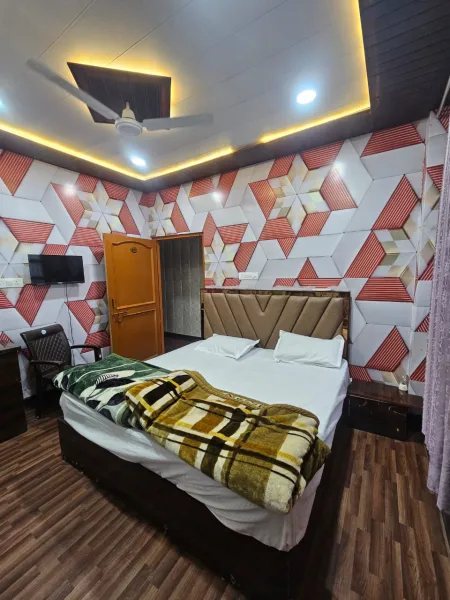  - HOTEL NANAK