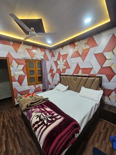  - HOTEL NANAK