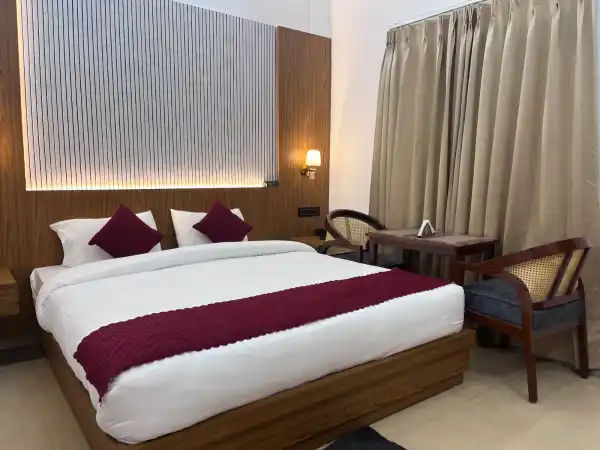 ROOM NO 105 - HOTEL DEVKI HAYAT RESTAURANT & CAFE