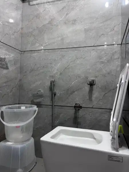 ROOM NO 206 - HOTEL DEVKI HAYAT RESTAURANT & CAFE