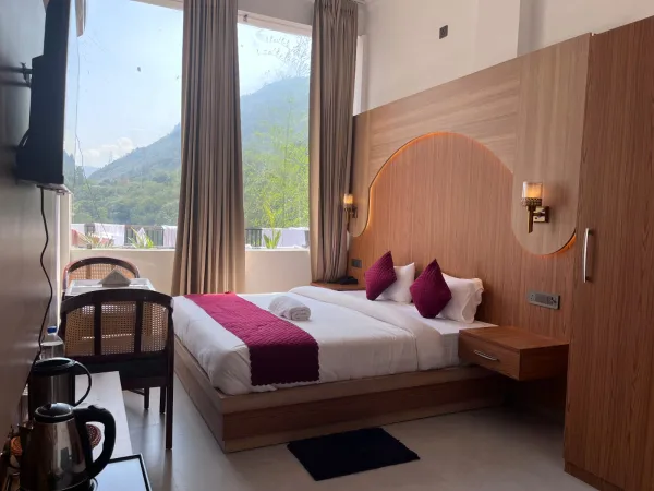 ROOM NO 205 - HOTEL DEVKI HAYAT RESTAURANT & CAFE