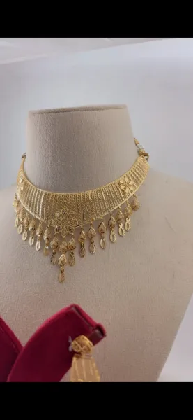 NECKLACE 5 - NEW SONAM JEWELLERS