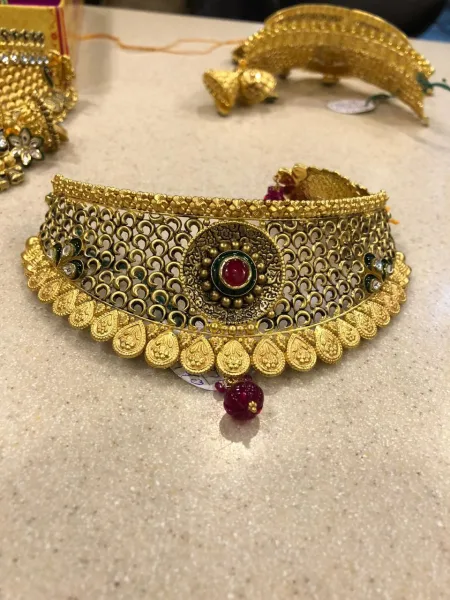 NECKLACE 11 - लाला रामस्वरूप हीरालाल ज्वैलर्स
