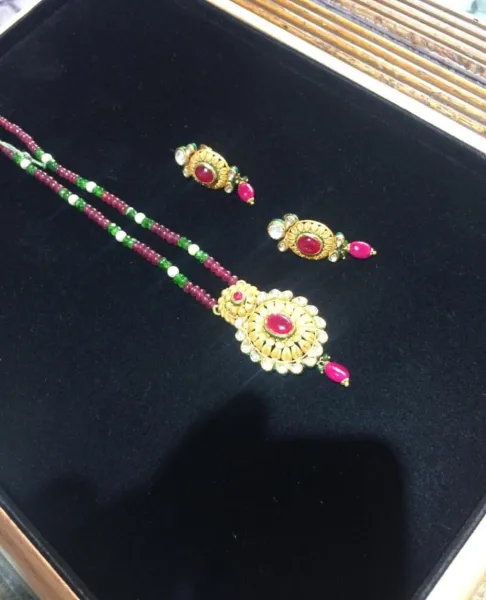 NECKLACE 2 - SHREE CHANDRA JEWELLERS