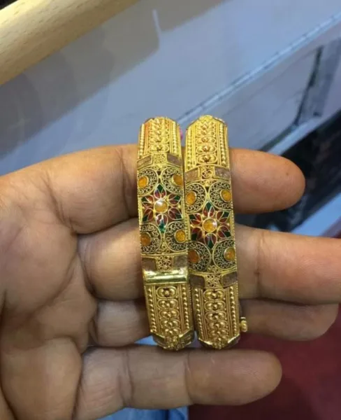 BANGLES  - SHREE CHANDRA JEWELLERS