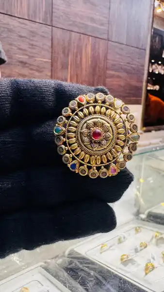 ALR 6 - PT. PARMESHWAR DAYAL AND SONS JEWELLERS