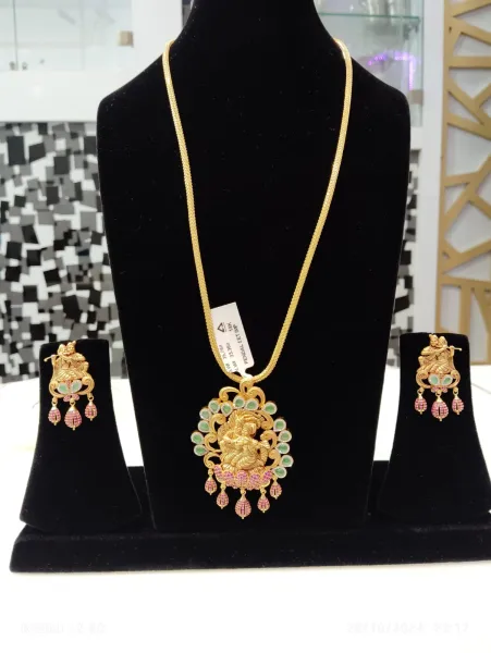 NECKLACE 9 - लाला राम भरोसे नरेश चन्द्र सर्राफ