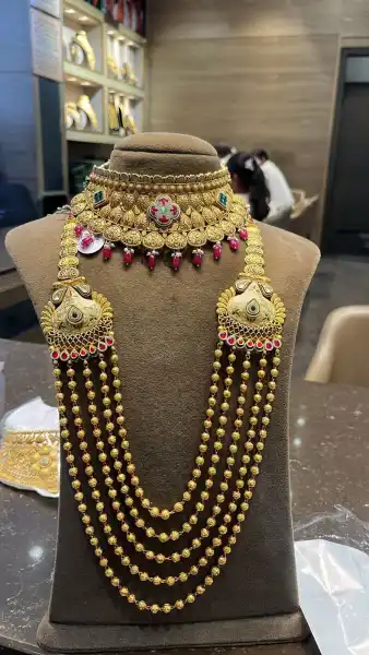 NECKLACE  - मे. हरीशचन्द्र अमित कुमार सर्राफ