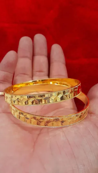 BANGLES 3 - SETH MADAN LAL JEWELLERS