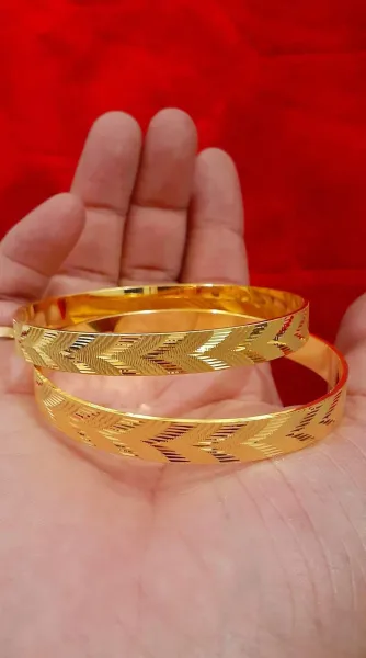 BANGLES 14 - SETH MADAN LAL JEWELLERS