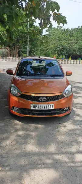 *TATA TIAGO* 2017 model 1st owner  66000 running Petrol XZ Varrient  Demand 340 Lakh - SHANTI MOTORS
