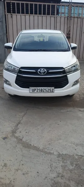 Innova Crysta  2017 Model 1st owner  Diesel ⛽  92000 running  2.4 G Varient Insurance 27/07/2026 9.50 Lakh - SHANTI MOTORS
