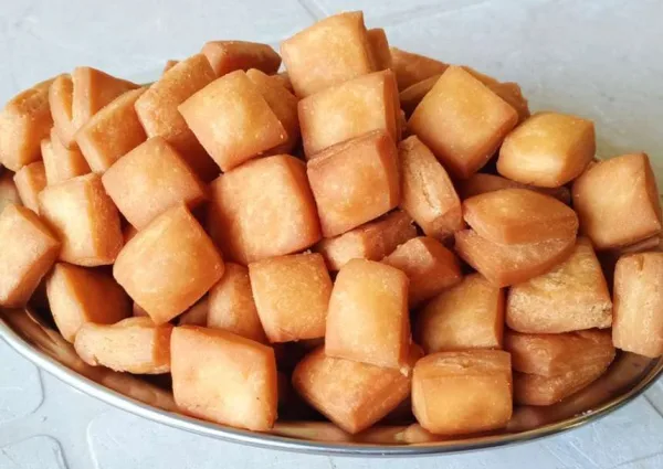 shakkar para  - GUJRATI MISTHAN BHANDAR