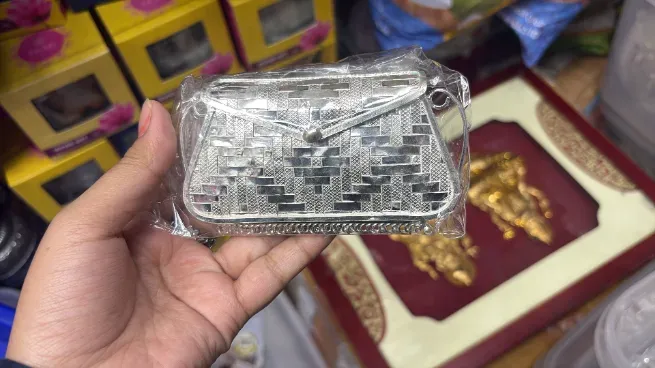 - RADHIKA JEWELLERS