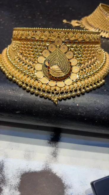  - नेमेश ज्वैलर्स