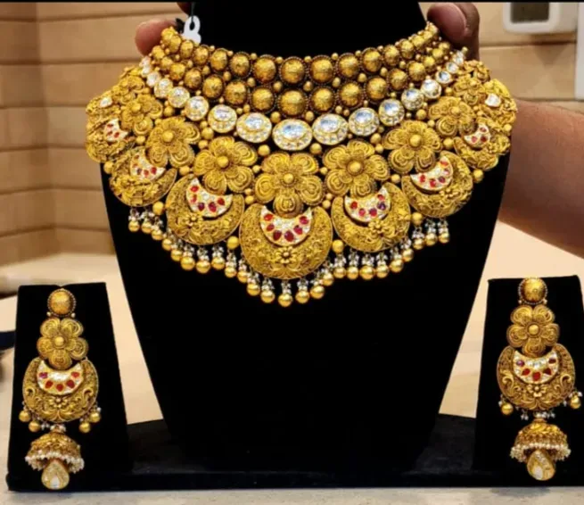 NECKLACE 5 - NARAYAN JEWELLERS