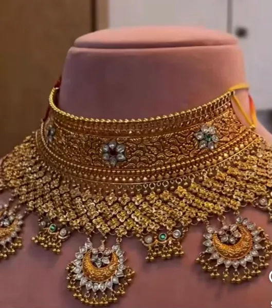  - OM JEWELLERS
