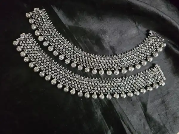  - LAXMI JEWELLERS