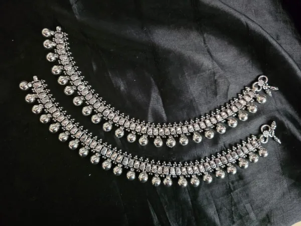  - LAXMI JEWELLERS