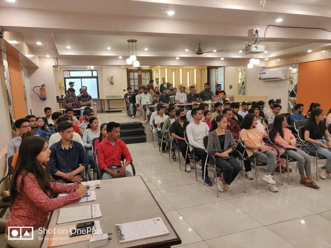 CONFERENCE HALL 18 - SUNITA ELITE