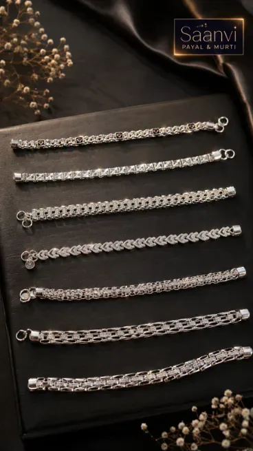 Gents Fancy Braslate - SAANVI ORNAMENTS