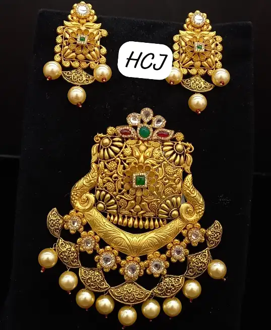 18ct 2 - HARISHCHANDRA JEWELLERS
