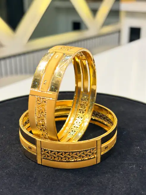 25 gram | 18KT GOLD - SATISH CHANDRA SHIVAM KUMAR SARRAF