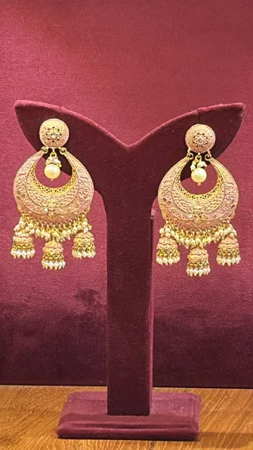 - SHRUNGAR JEWELLERS
