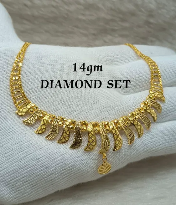 Gold Stylish Necklace - कोणार्क ज्वेलर्स