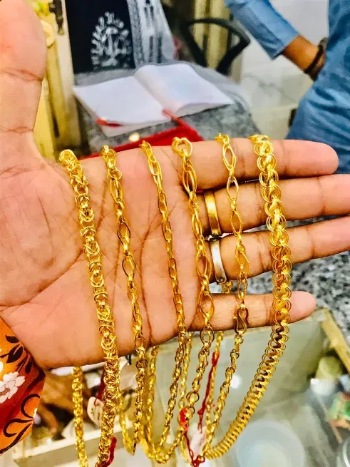  - NAHTA JEWELLERS