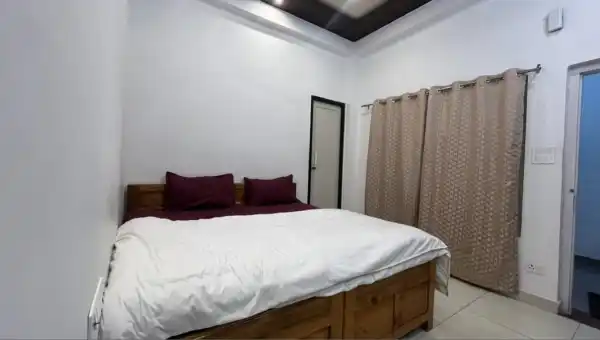 ROOMS - HOTEL MAA BHAGWATI SWEETS & RESTAURANT